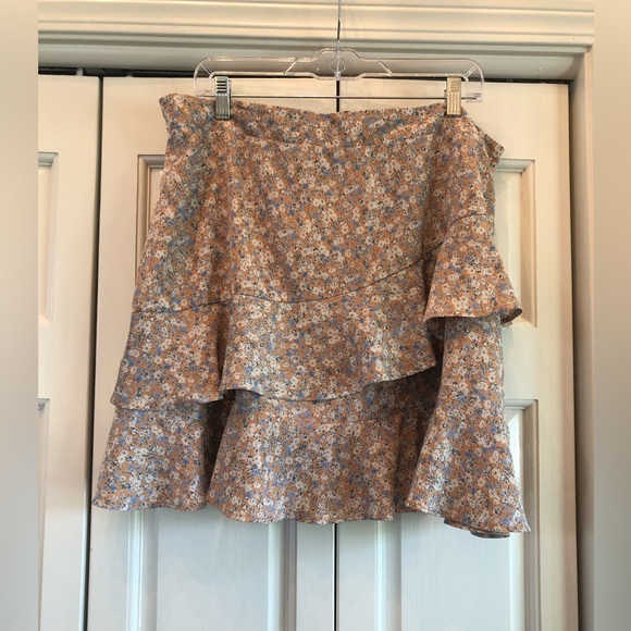 ARULA Dresses & Skirts - Arula, tan floral, front ruffle, lined skirt, A